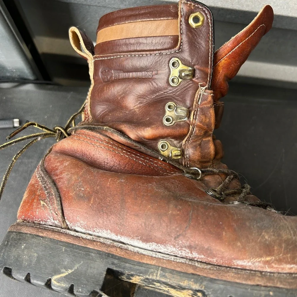 1960's Herman Survivors 89227 Brown Leather Work Boots Mens 11 M Vibram Sole USA